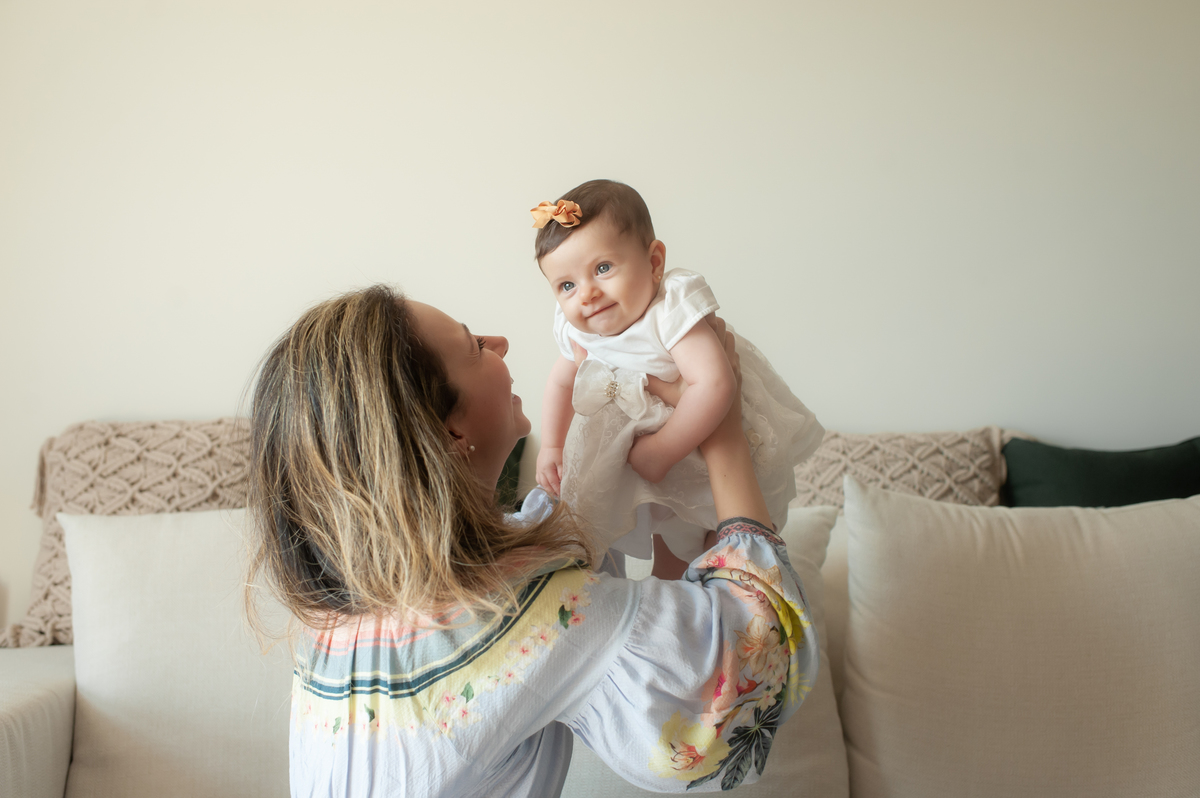 ensaio de familia, ensaio lifestyle, ensaio em casa, ensaio de bebe em casa, fotografia de familia, fotos de familia, fotos de bebe, foto de bebe em casa, registro do dia a dia do bebe, fotos newborn, newborn barra, foto de parto, foto de gestante 