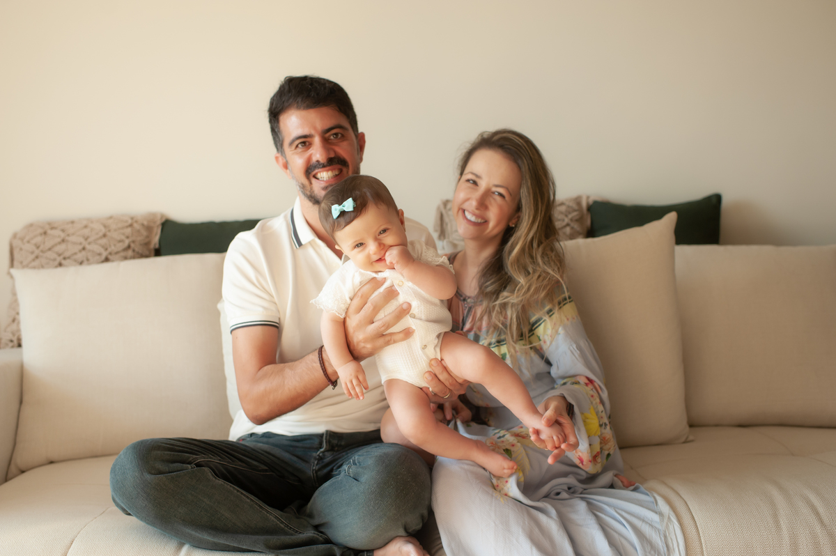 ensaio de familia, ensaio lifestyle, ensaio em casa, ensaio de bebe em casa, fotografia de familia, fotos de familia, fotos de bebe, foto de bebe em casa, registro do dia a dia do bebe, fotos newborn, newborn barra, foto de parto, foto de gestante 