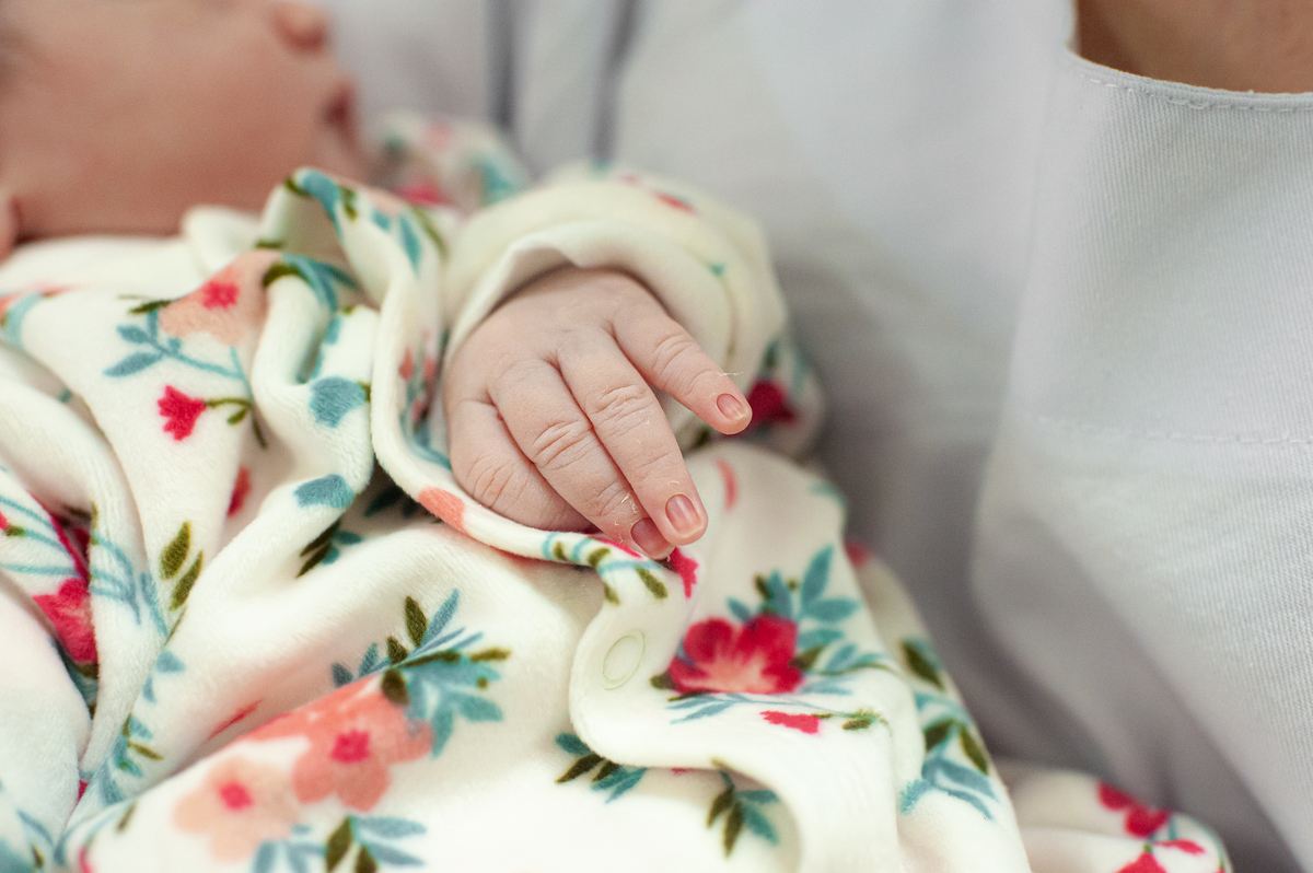 fotografia de parto, foto de parto, registro fotografico de parto, parto cesarea, fotos de cesarea, fotografa de parto, foto de nascimento, foto de parto na perinatal, melhor fotografa de partos