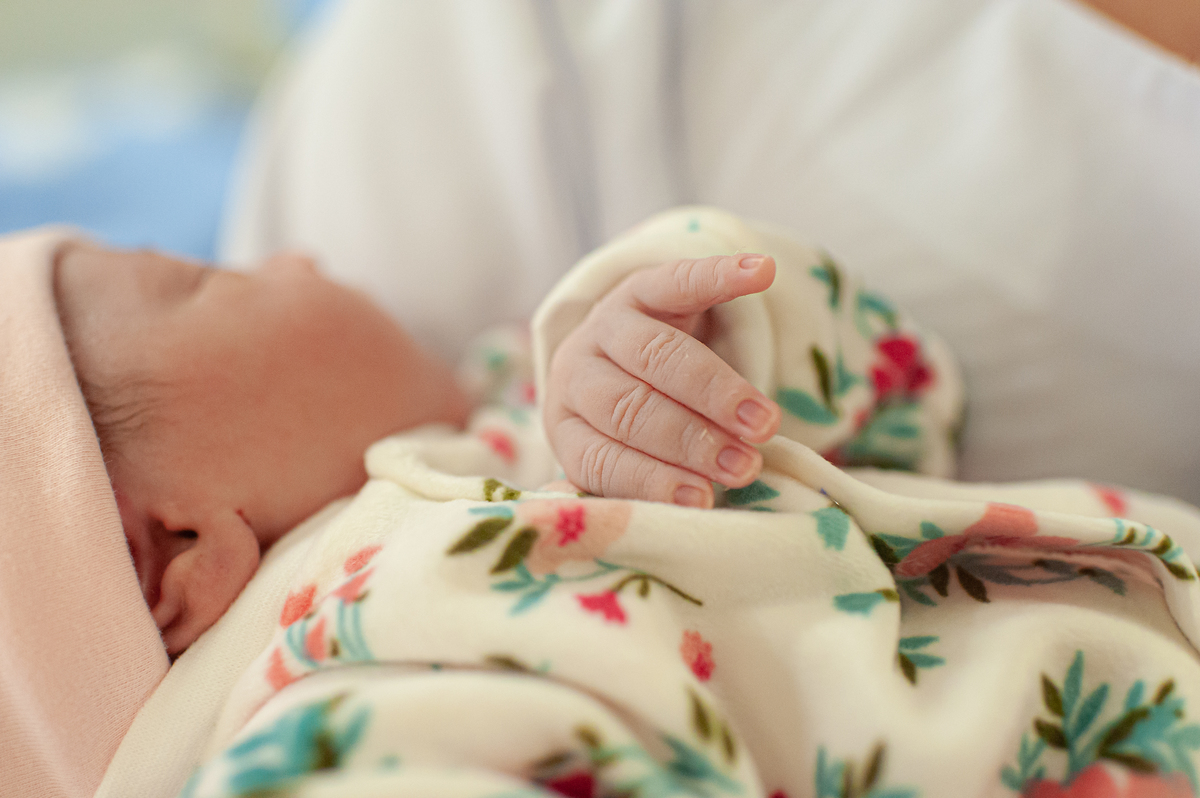 fotografia de parto, foto de parto, registro fotografico de parto, parto cesarea, fotos de cesarea, fotografa de parto, foto de nascimento, foto de parto na perinatal, melhor fotografa de partos