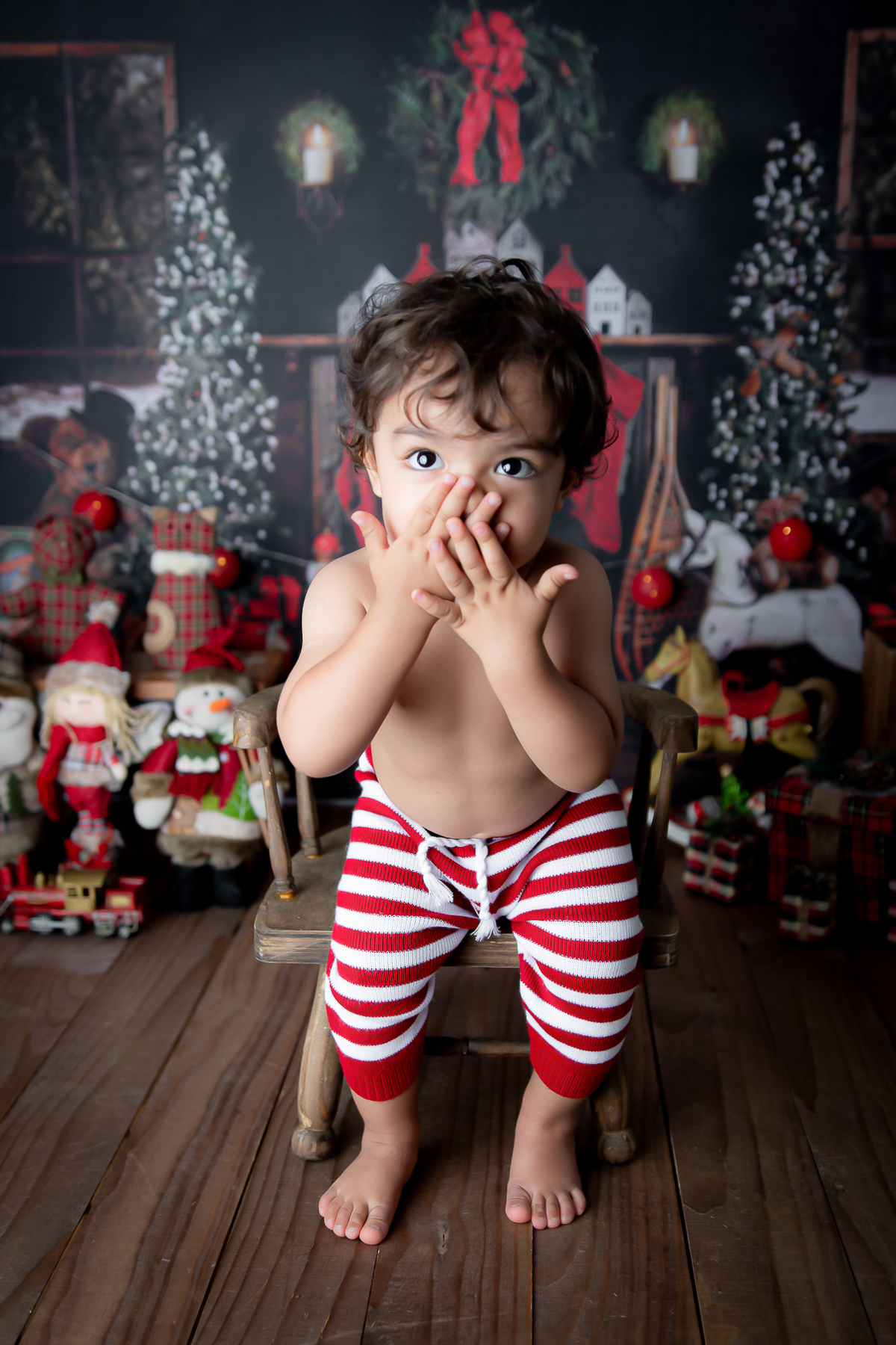 Mini sessão de Natal, mini sessão de natal 2020, fotos de natal, fotos de bebê, ensaio natalino, estúdio fotográfico infantil, ensaio de natal barra da tijuca, melhor fotógrafa de bebês da Barra da Tijuca, melhor fotógrafa newborn do Rio, acompanhamento 