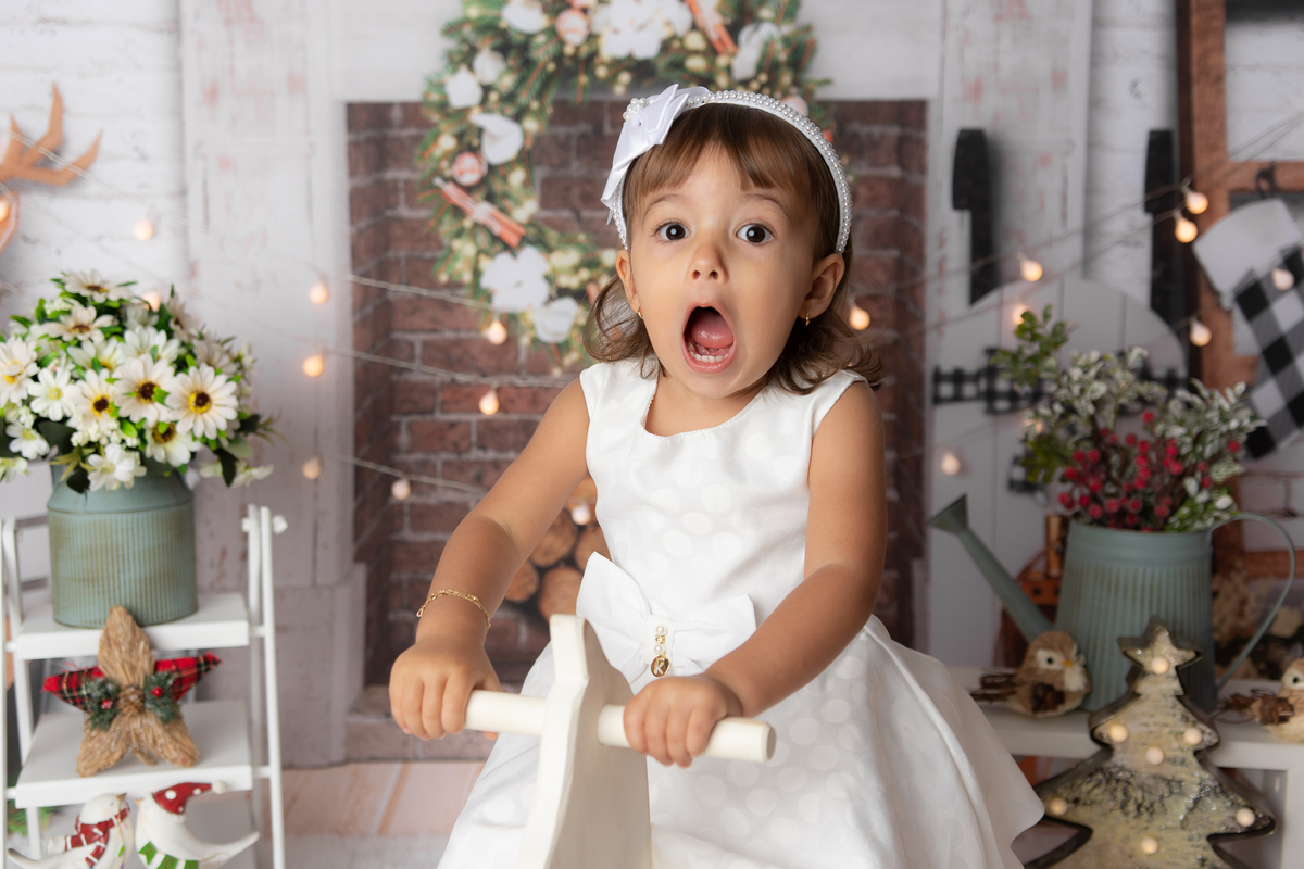 Mini sessão de Natal, mini sessão de natal 2020, fotos de natal, fotos de bebê, ensaio natalino, estúdio fotográfico infantil, ensaio de natal barra da tijuca, melhor fotógrafa de bebês da Barra da Tijuca, melhor fotógrafa newborn do Rio, acompanhamento 