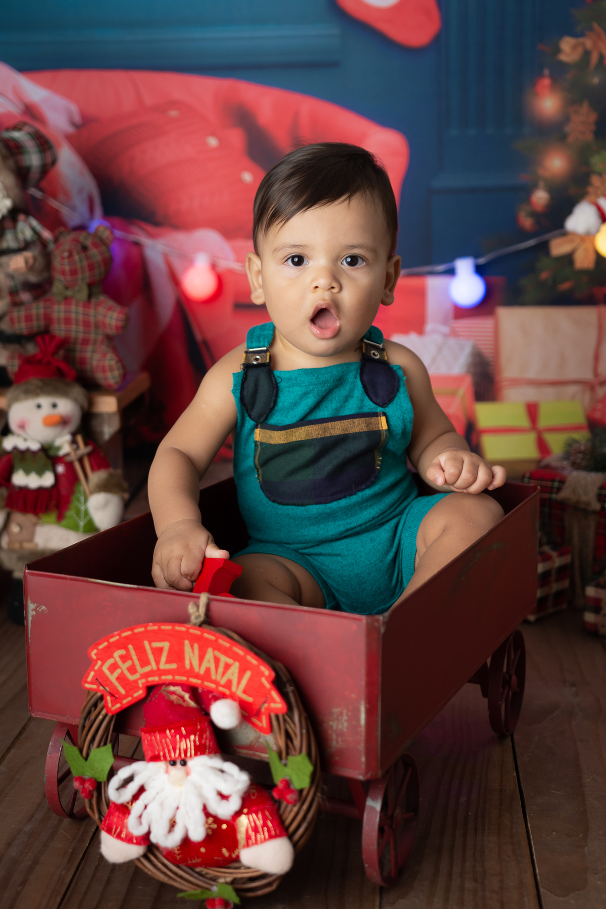 Mini sessão de Natal, mini sessão de natal 2020, fotos de natal, fotos de bebê, ensaio natalino, estúdio fotográfico infantil, ensaio de natal barra da tijuca, melhor fotógrafa de bebês da Barra da Tijuca, melhor fotógrafa newborn do Rio, acompanhamento 