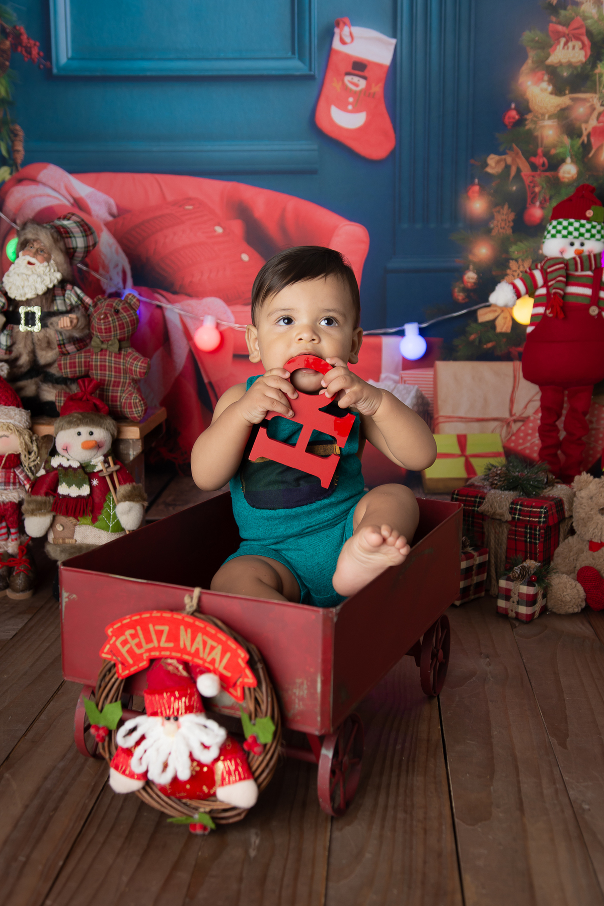 Mini sessão de Natal, mini sessão de natal 2020, fotos de natal, fotos de bebê, ensaio natalino, estúdio fotográfico infantil, ensaio de natal barra da tijuca, melhor fotógrafa de bebês da Barra da Tijuca, melhor fotógrafa newborn do Rio, acompanhamento 