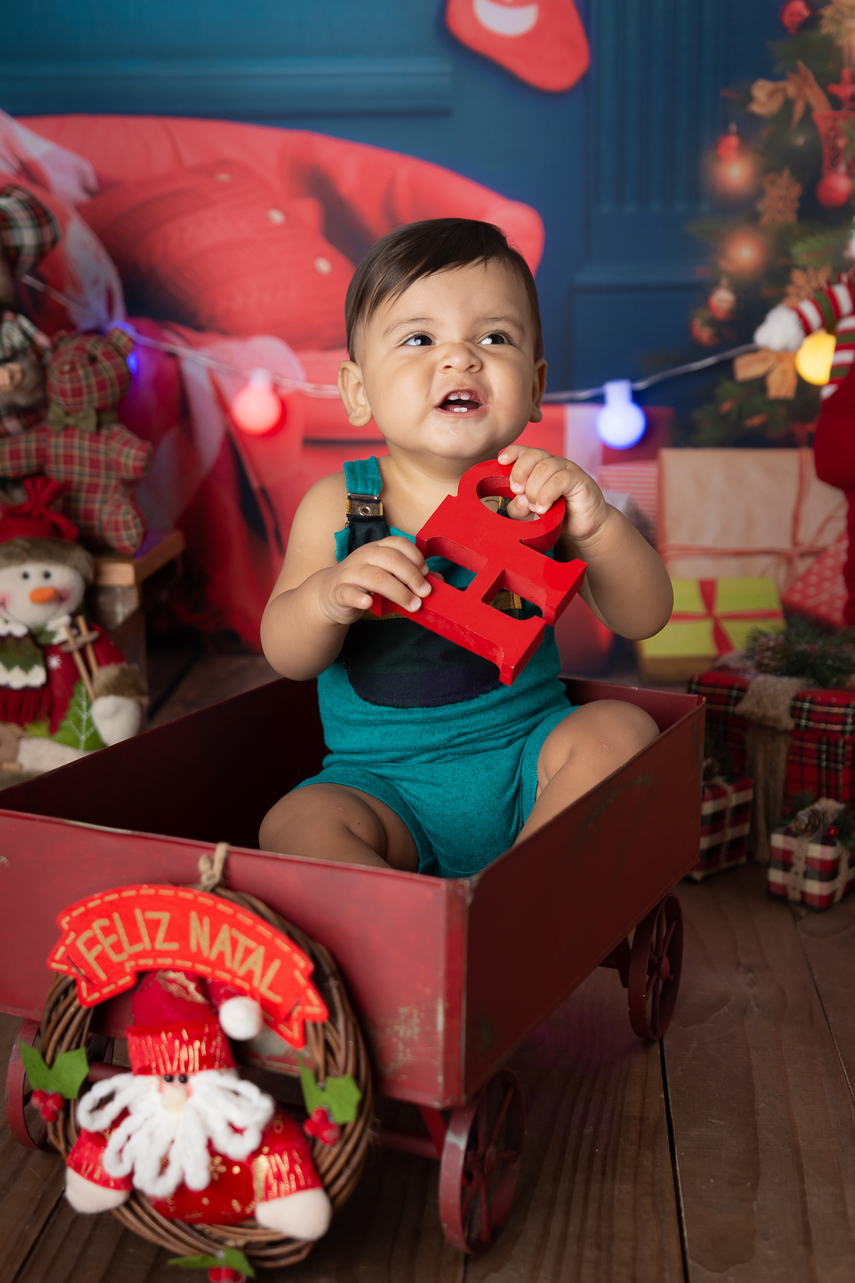 Mini sessão de Natal, mini sessão de natal 2020, fotos de natal, fotos de bebê, ensaio natalino, estúdio fotográfico infantil, ensaio de natal barra da tijuca, melhor fotógrafa de bebês da Barra da Tijuca, melhor fotógrafa newborn do Rio, acompanhamento 