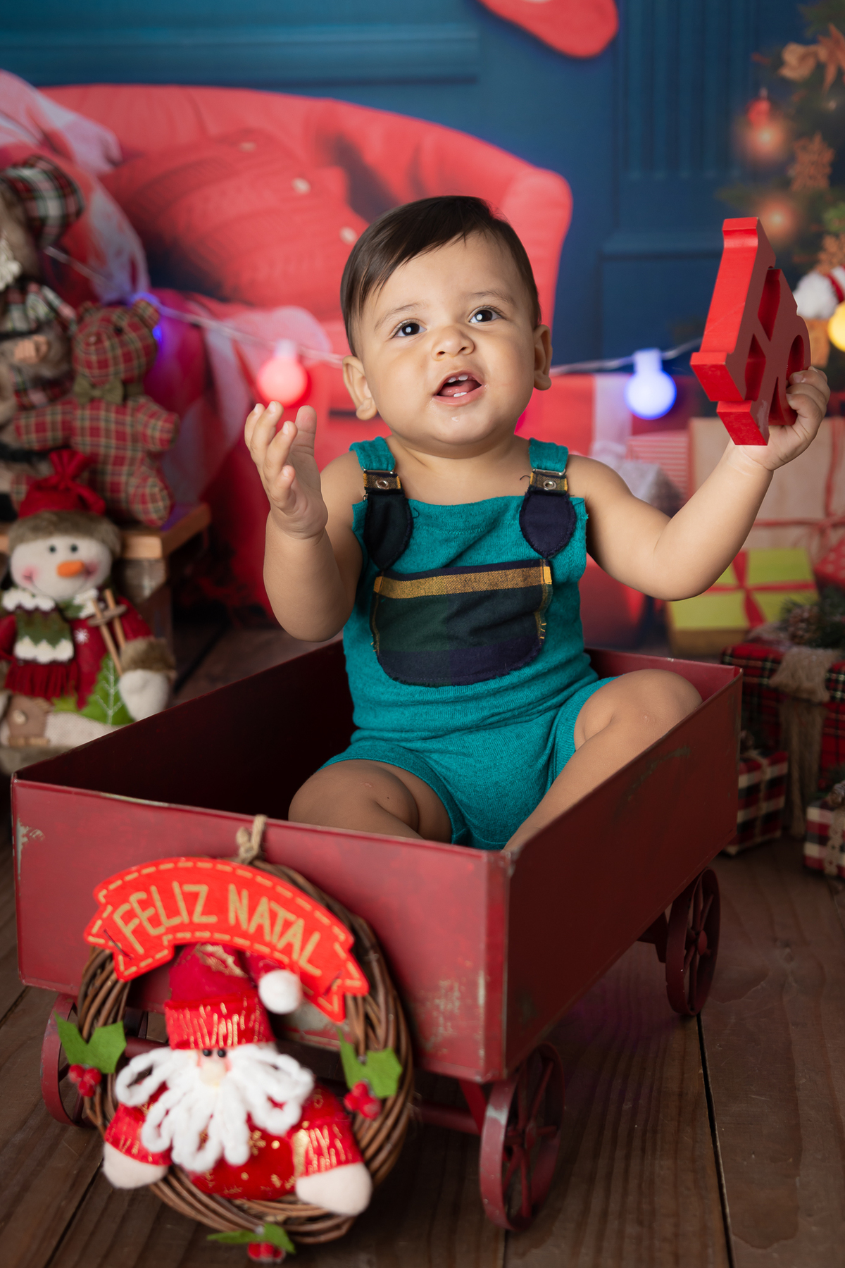 Mini sessão de Natal, mini sessão de natal 2020, fotos de natal, fotos de bebê, ensaio natalino, estúdio fotográfico infantil, ensaio de natal barra da tijuca, melhor fotógrafa de bebês da Barra da Tijuca, melhor fotógrafa newborn do Rio, acompanhamento 