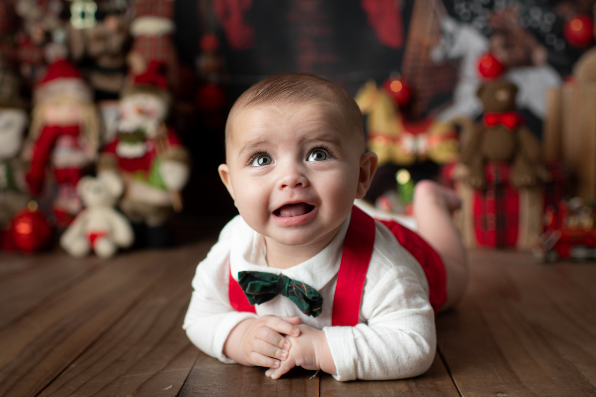 Mini sessão de Natal, mini sessão de natal 2020, fotos de natal, fotos de bebê, ensaio natalino, estúdio fotográfico infantil, ensaio de natal barra da tijuca, melhor fotógrafa de bebês da Barra da Tijuca, melhor fotógrafa newborn do Rio, acompanhamento 