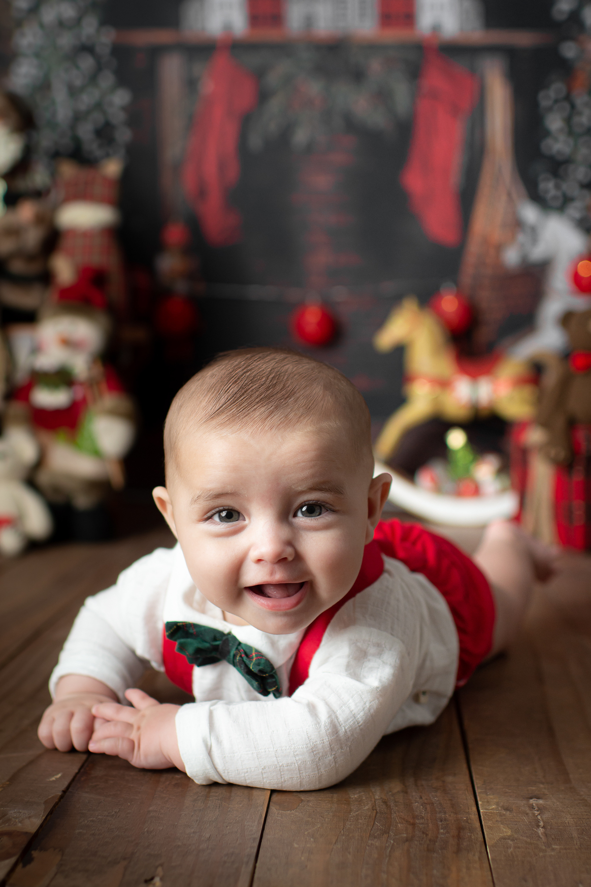 Mini sessão de Natal, mini sessão de natal 2020, fotos de natal, fotos de bebê, ensaio natalino, estúdio fotográfico infantil, ensaio de natal barra da tijuca, melhor fotógrafa de bebês da Barra da Tijuca, melhor fotógrafa newborn do Rio, acompanhamento 