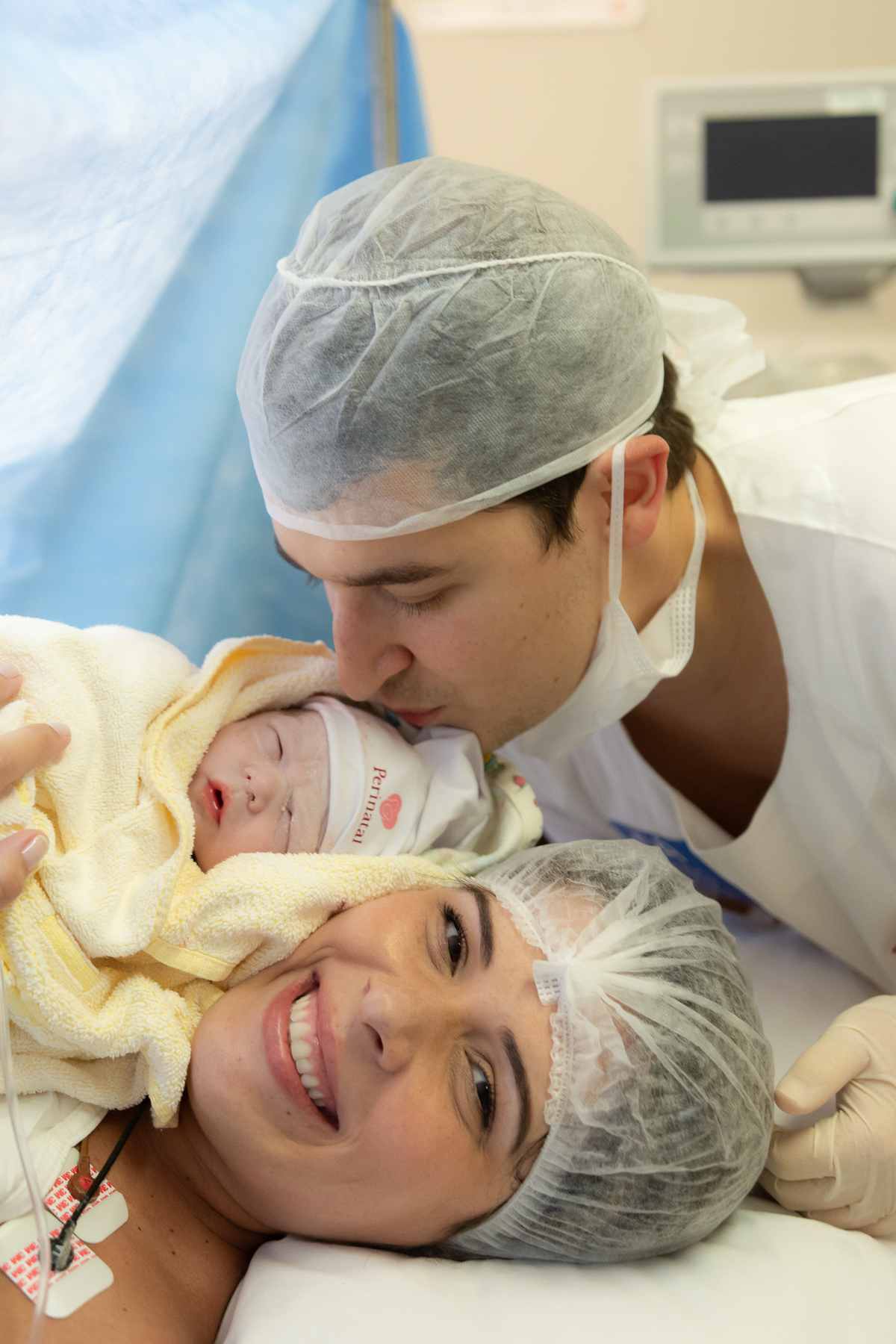 fotografia de parto, foto de parto, parto cesarea, cesarea humanizada, fotos na maternidade, perinatal, perinatal barra, fotógrafa de parto, fotografia newborn, newborn barra da tijuca, newborn rio de janeiro, melhor fotógrafa newborn, fotos de bebê barra