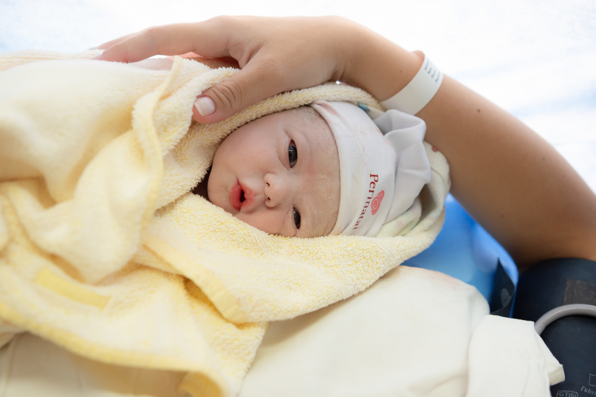 fotografia de parto, foto de parto, parto cesarea, cesarea humanizada, fotos na maternidade, perinatal, perinatal barra, fotógrafa de parto, fotografia newborn, newborn barra da tijuca, newborn rio de janeiro, melhor fotógrafa newborn, fotos de bebê barra