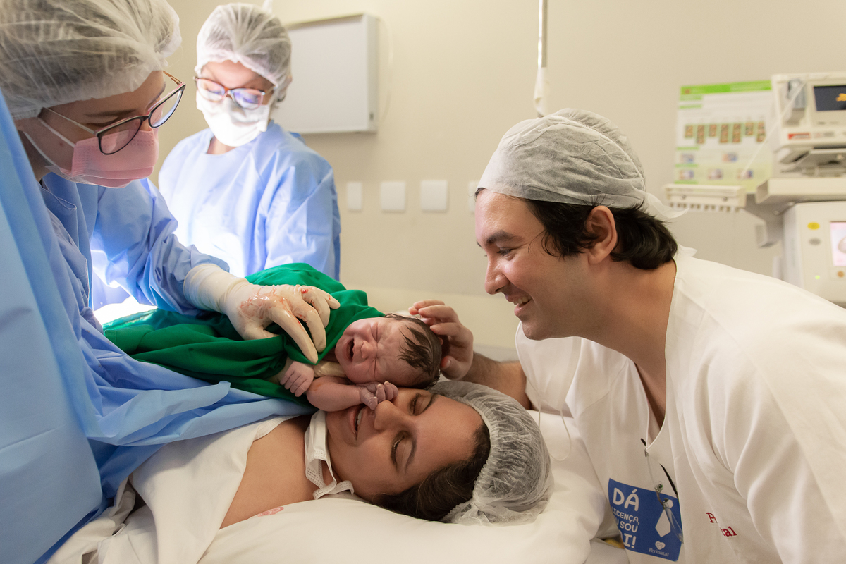 fotografia de parto, fotos de parto, fotos na maternidade, fotos de bebe barra da tijuca, newborn barra da tijuca, newborn rio de janeiro, melhor fotógrafa newborn do rio, fotografia newborn barra, melhores fotos de parto, perinatal, perinatal barra