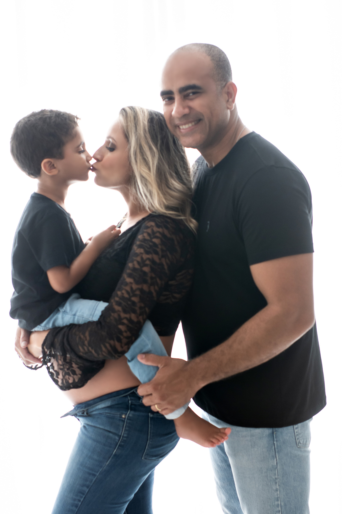 ensaio gestante, gestante em estúdio, ensaio gestante atemporal, moderno e casual, gestante barra da tijuca, gestante linda, estúdio gestante barra da tijuca, gestação saudável, fotos clássicas de gestante, book gestante, fotos de grávida, gravidez