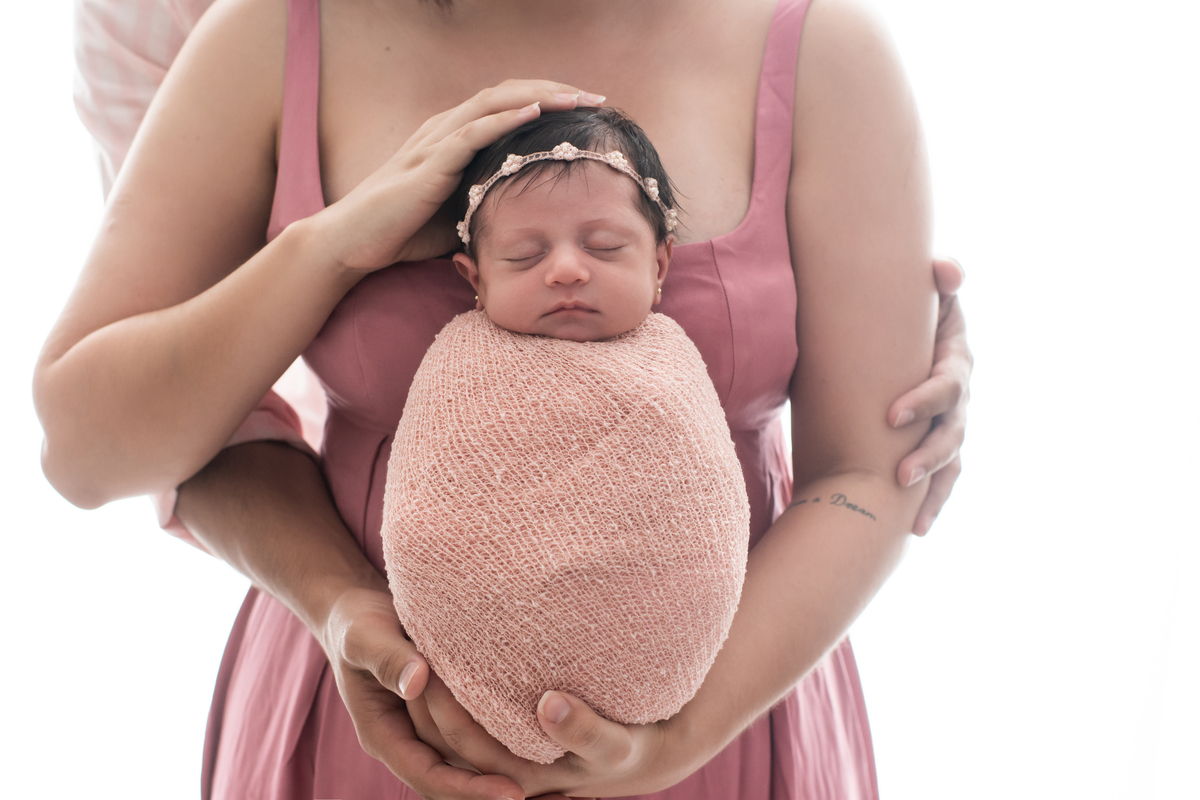 newborn barra da tijuca, newborn rio de janeiro, melhor fotógrafa newborn no Rio, fotógrafa newborn experiente, foto de recém-nascido, foto de gestante, foto de parto, fotografia newborn, book de bebê, book newborn, book infantil, estúdio na barra 