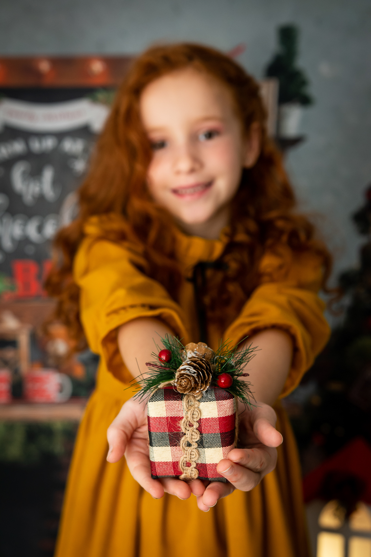 natal 2021, Mini Sessão de Natal, fotos de Natal, sessão de Natal Barra da Tijuca, Estúdio Barra da Tijuca, ensaio infantil barra, newborn barra, fotografia newborn, editorial de natal, modelo profissional, ruivas, melhor fotografa newborn do Rio
