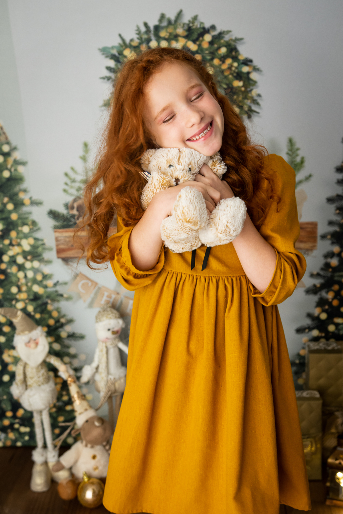 natal 2021, Mini Sessão de Natal, fotos de Natal, sessão de Natal Barra da Tijuca, Estúdio Barra da Tijuca, ensaio infantil barra, newborn barra, fotografia newborn, editorial de natal, modelo profissional, ruivas, melhor fotografa newborn do Rio
