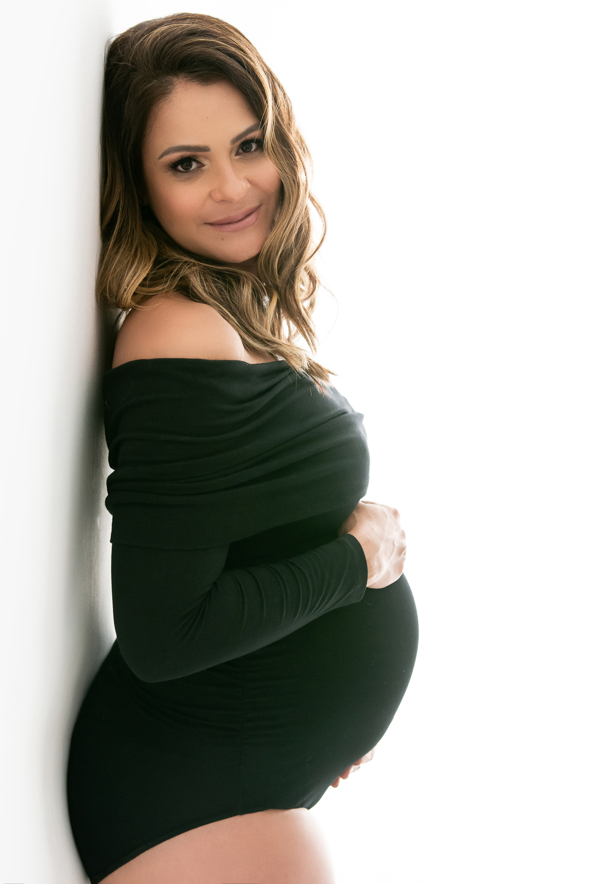 ensaio gestante, fotos de gestante, cabelo e maquiagem incluídos, gestante em estúdio, gestante barra da tijuca, lindas fotos de gestante, fotografia de gestante, fotografia newborn barra da tijuca, melhor fotógrafa newborn, ensaio gestante com newborn