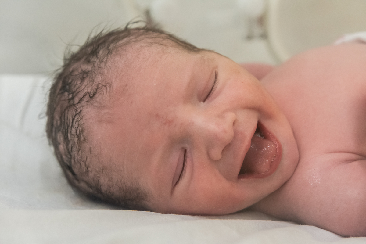 fotografia de parto, fotos de parto, parto cesárea, perinatal, fotos de nascimento, fotógrafa de parto, fotógrafa de bebês, fotografia newborn, fotografia de gestante, cesárea humanizada, melhor fotógrafa newborn
