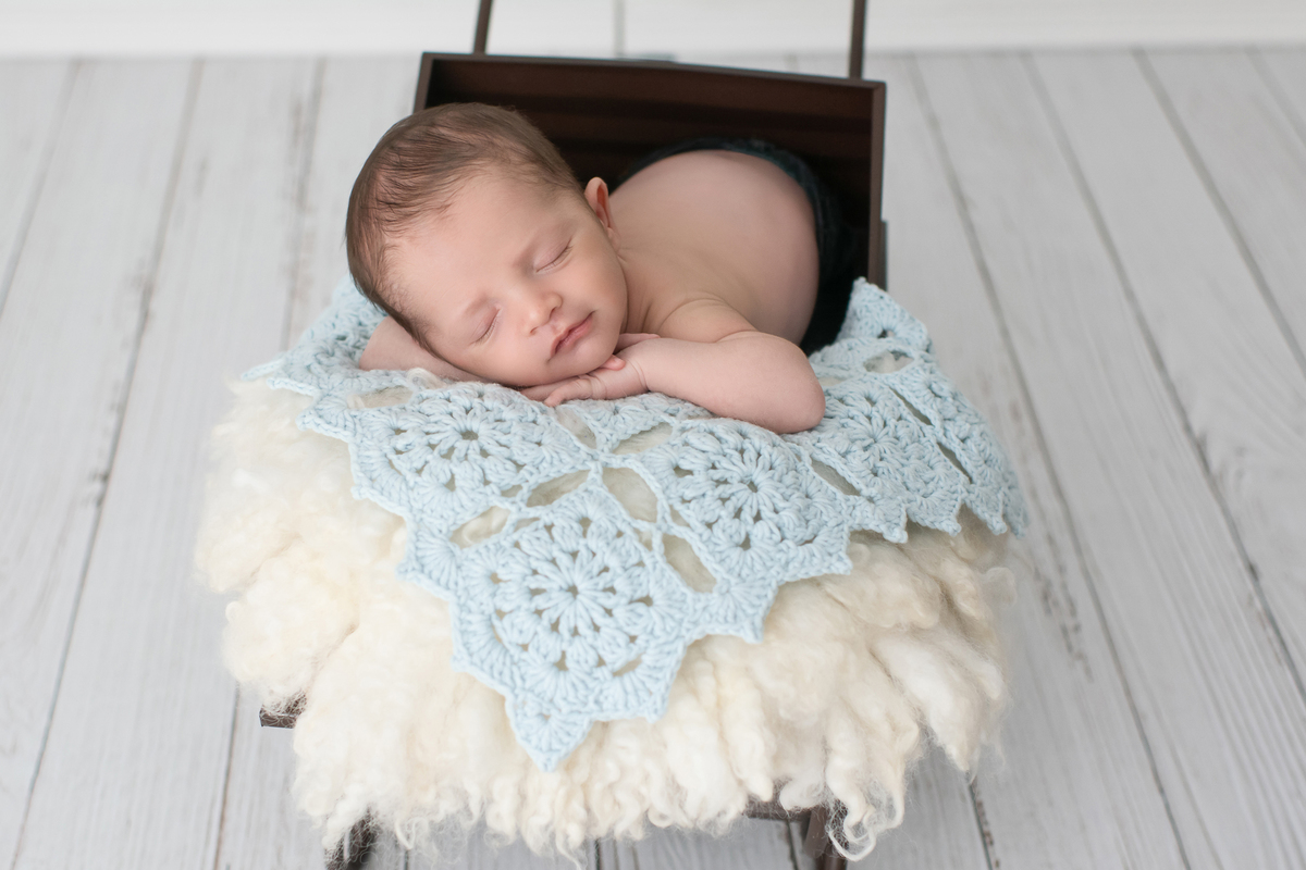 newborn barra da tijuca, melhor fotógrafa newborn do Rio de Janeiro, fotógrafa newborn experiente, fotos newborn, foto de recém-nascido, newborn em estúdio, estúdio climatizado, estúdio na barra, melhor estúdio newborn, pacotes gestante + newborn