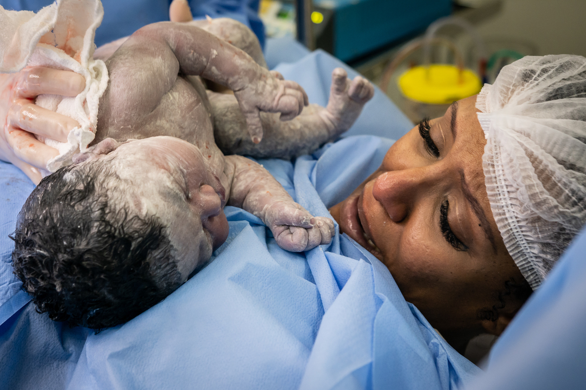 parto, fotografia de parto, cobertura fotográfica de parto, cobertura de parto, filmagem de parto, cesárea, perinatal barra, fotos de parto, melhor fotógrafa de parto