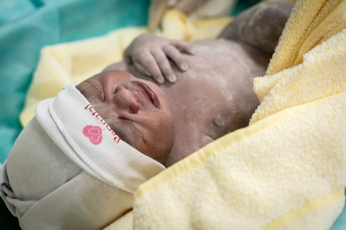 parto, fotografia de parto, cobertura fotográfica de parto, cobertura de parto, filmagem de parto, cesárea, perinatal barra, fotos de parto, melhor fotógrafa de parto