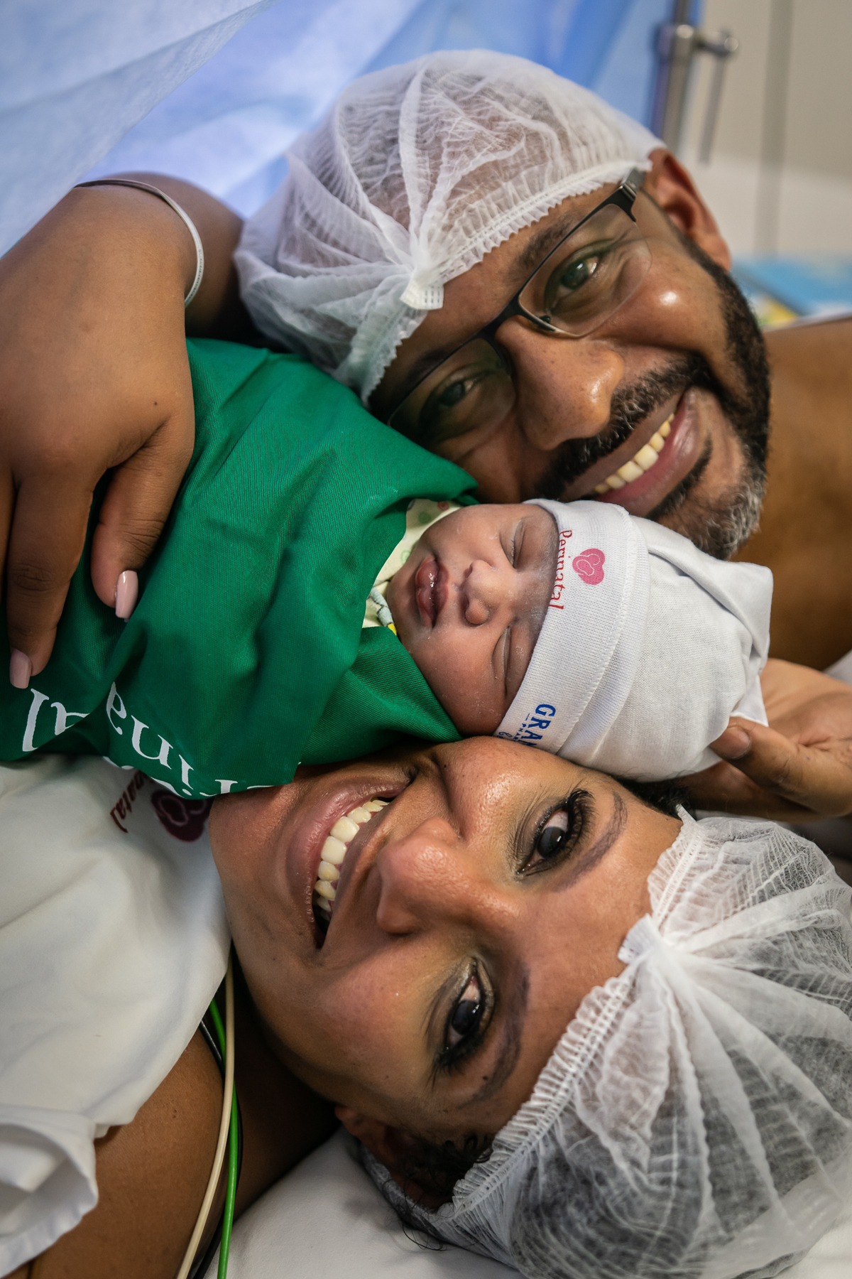 parto, fotografia de parto, cobertura fotográfica de parto, cobertura de parto, filmagem de parto, cesárea, perinatal barra, fotos de parto, melhor fotógrafa de parto