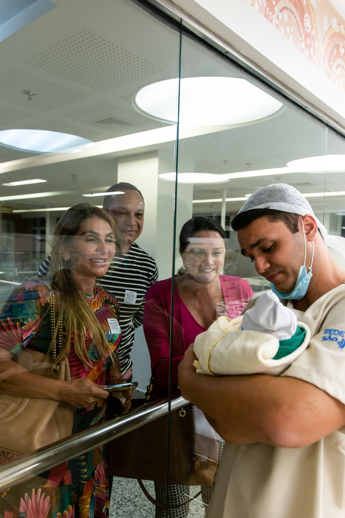 fotos de parto, cobertura de parto, fotografia de parto, filmagem de parto, parto cesáraea, perinatal, perinatal da Barra, newborn, ensaio newborn, melhor fotógrafa de parto, melhor fotógrafa newborn, newborn barra da tijuca, newborn barra