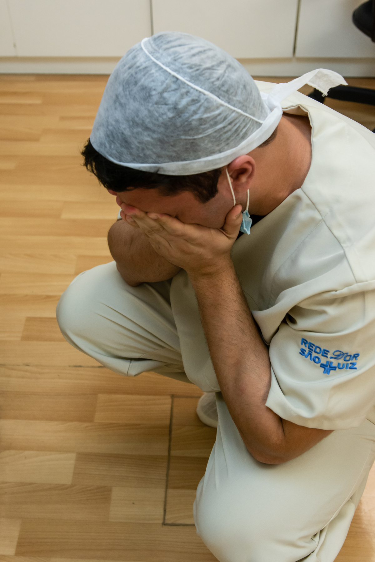 fotos de parto, cobertura de parto, fotografia de parto, filmagem de parto, parto cesáraea, perinatal, perinatal da Barra, newborn, ensaio newborn, melhor fotógrafa de parto, melhor fotógrafa newborn, newborn barra da tijuca, newborn barra