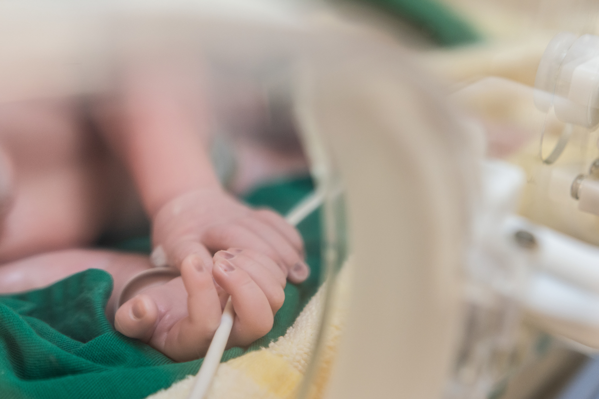 fotos de parto, cobertura de parto, fotografia de parto, filmagem de parto, parto cesáraea, perinatal, perinatal da Barra, newborn, ensaio newborn, melhor fotógrafa de parto, melhor fotógrafa newborn, newborn barra da tijuca, newborn barra