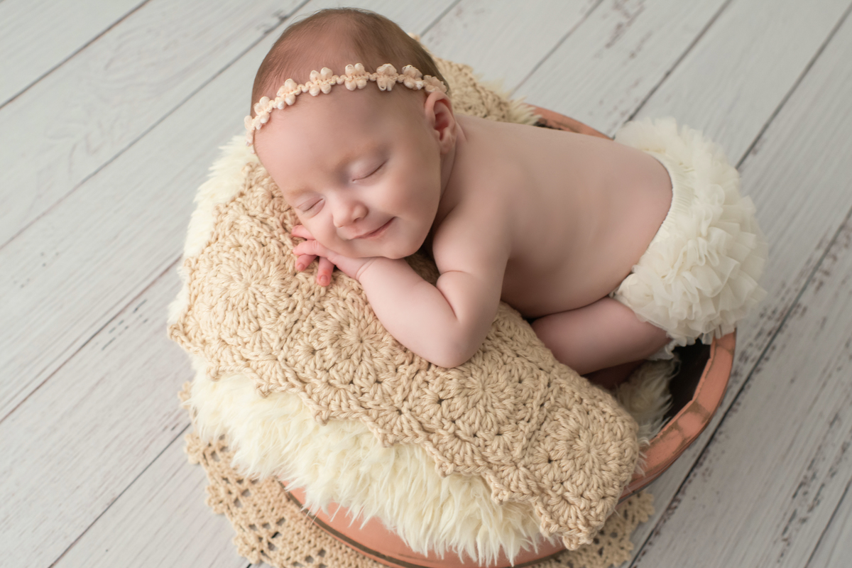 newborn barra da tijuca, melhor fotógrafa newborn da barra, ensaio newborn rio de janeiro, ensaio newborn barra da tijuca, melhores fotos newborn, ensaio gestante parto e newborn, book infantil, fotografia de bebê, ensaio infantil, newborn em estúdio