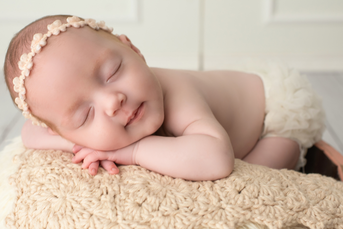 newborn barra da tijuca, melhor fotógrafa newborn da barra, ensaio newborn rio de janeiro, ensaio newborn barra da tijuca, melhores fotos newborn, ensaio gestante parto e newborn, book infantil, fotografia de bebê, ensaio infantil, newborn em estúdio