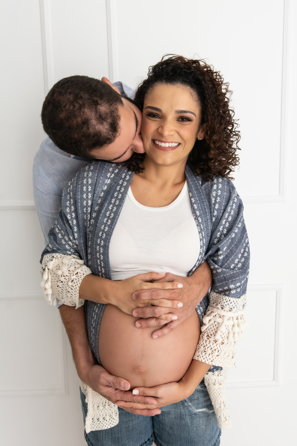 gestante, ensaio gestante, ensaio gestante em estúdio, gestante barra da tijuca, fotografia de gestante na barra da tijuca, ensaio de gestante atemporal, ensaio de gestante casual, ensaio gestante parto e newborn