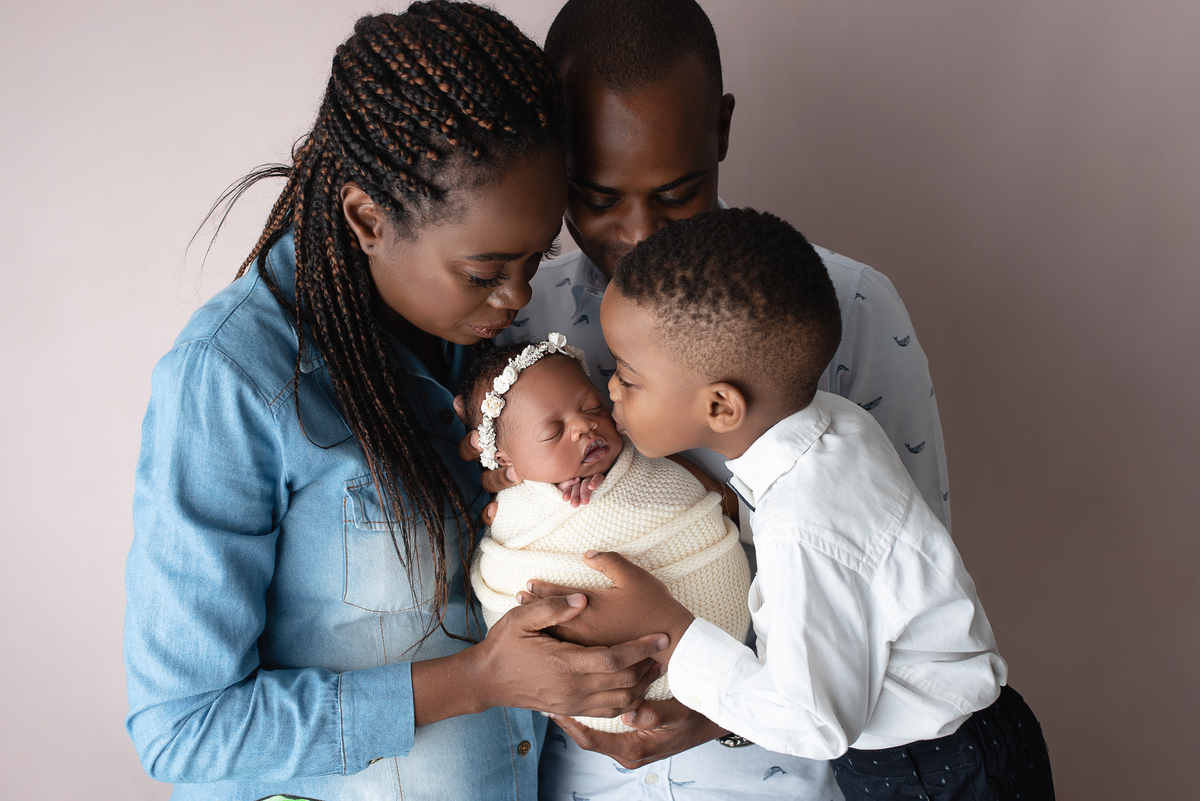 estúdio fotografico, newborn, lisboa, porto, fotografia de família, bebes, recém nascidos, andreia garcia, gravida, gestante, sessão de fotos, fotografo newborn, fotografo de grávidas, ensaio fotográfico de bebes, maternidade, fotos de maternidade