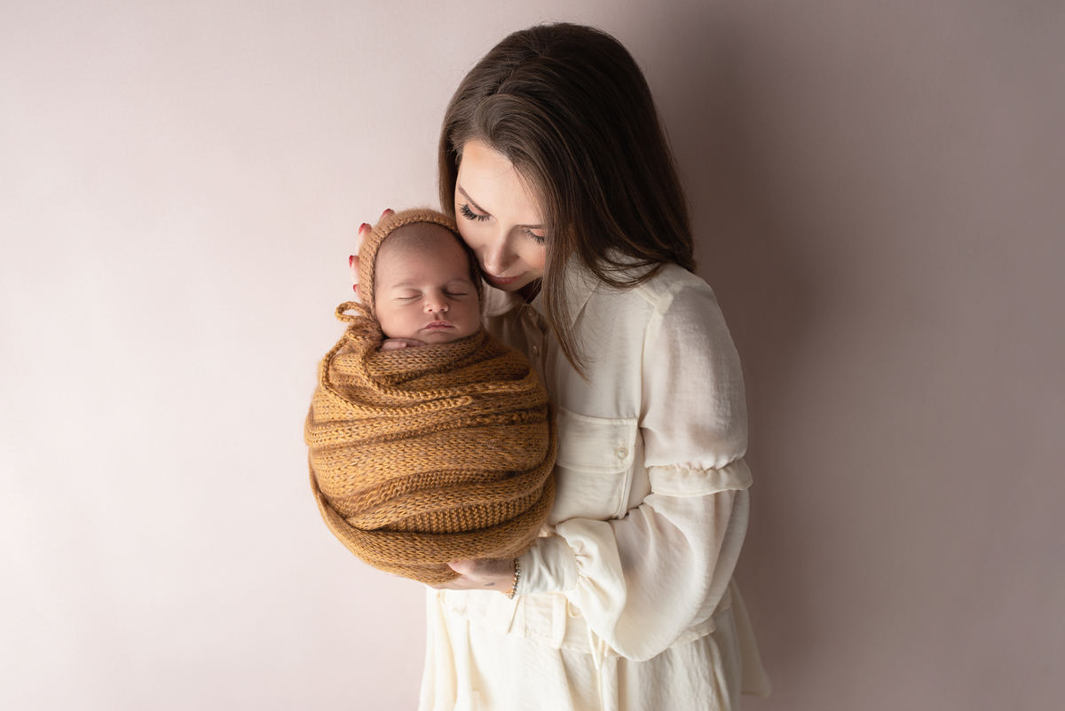 estúdio fotografico, newborn, lisboa, porto, fotografia de família, bebes, recém nascidos, andreia garcia, gravida, gestante, sessão de fotos, fotografo newborn, fotografo de grávidas, ensaio fotográfico de bebes, maternidade, fotos de maternidade