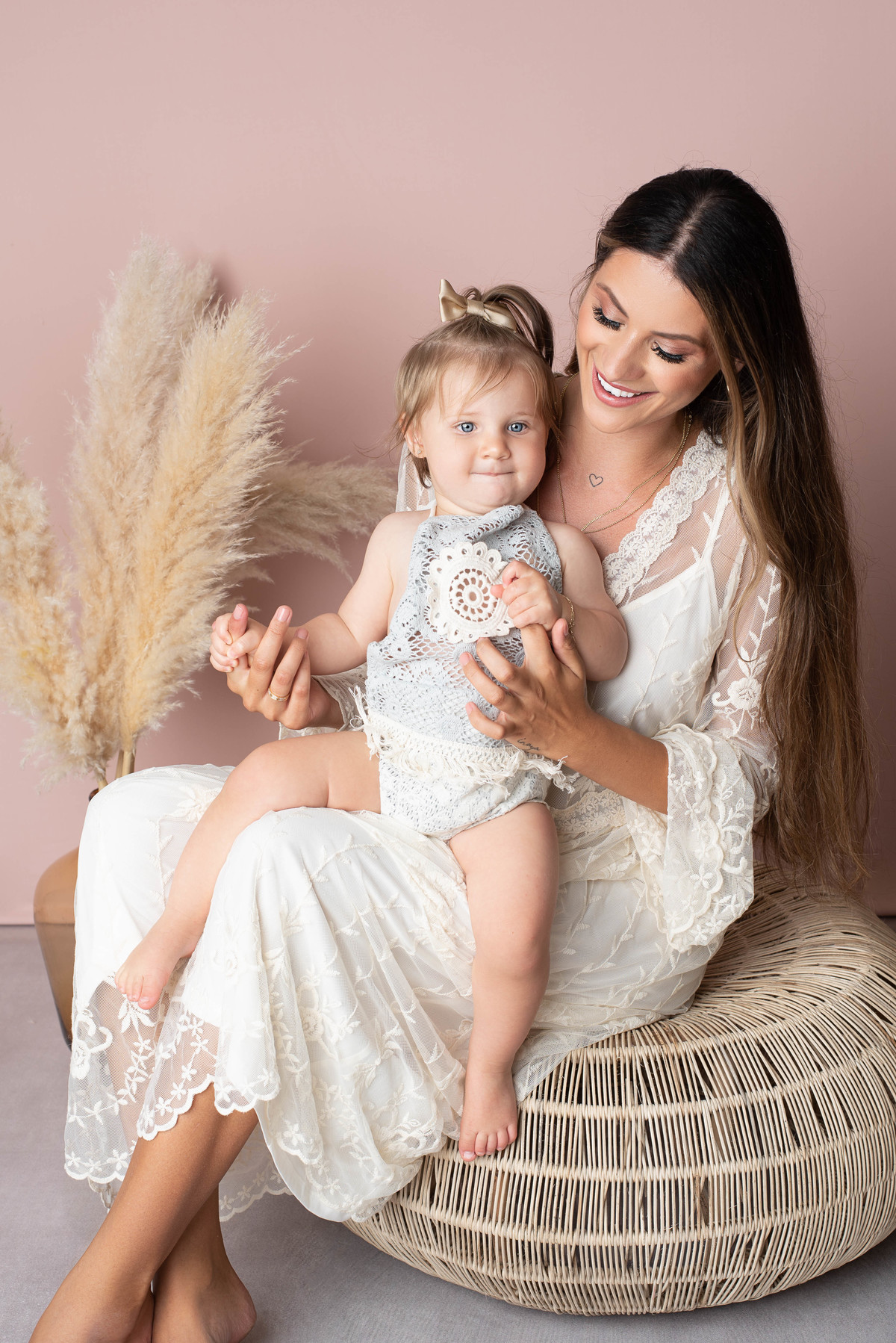 estúdio fotografico, newborn, lisboa, porto, fotografia de família, bebes, recém nascidos, andreia garcia, gravida, gestante, sessão de fotos, fotografo newborn, fotografo de grávidas, ensaio fotográfico de bebes, fotos de maternidade, Smash the cake,