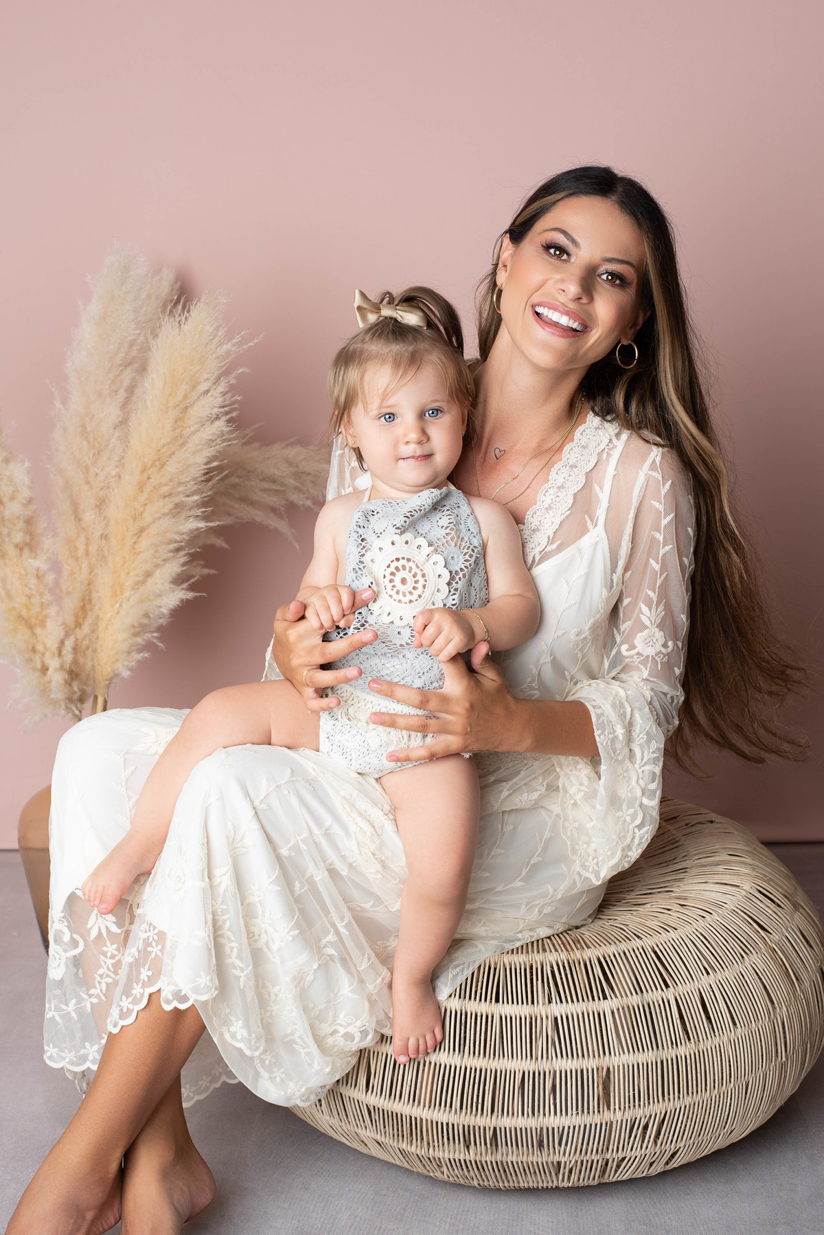 estúdio fotografico, newborn, lisboa, porto, fotografia de família, bebes, recém nascidos, andreia garcia, gravida, gestante, sessão de fotos, fotografo newborn, fotografo de grávidas, ensaio fotográfico de bebes, fotos de maternidade, Smash the cake,