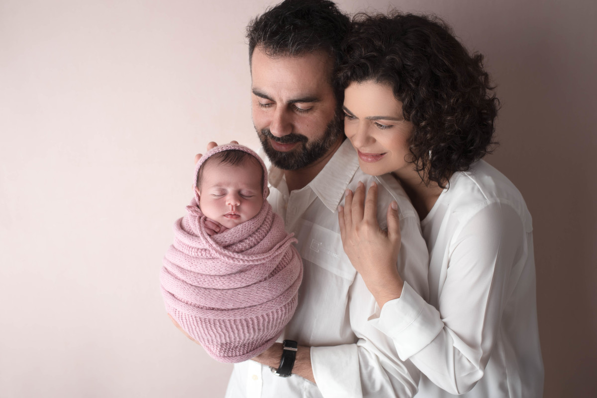 estúdio fotografico, newborn, lisboa, porto, fotografia de família, bebes, recém nascidos, andreia garcia, gravida, gestante, sessão de fotos, fotografo newborn, fotografo de grávidas, ensaio fotográfico de bebes, fotos de maternidade, Smash the cake,