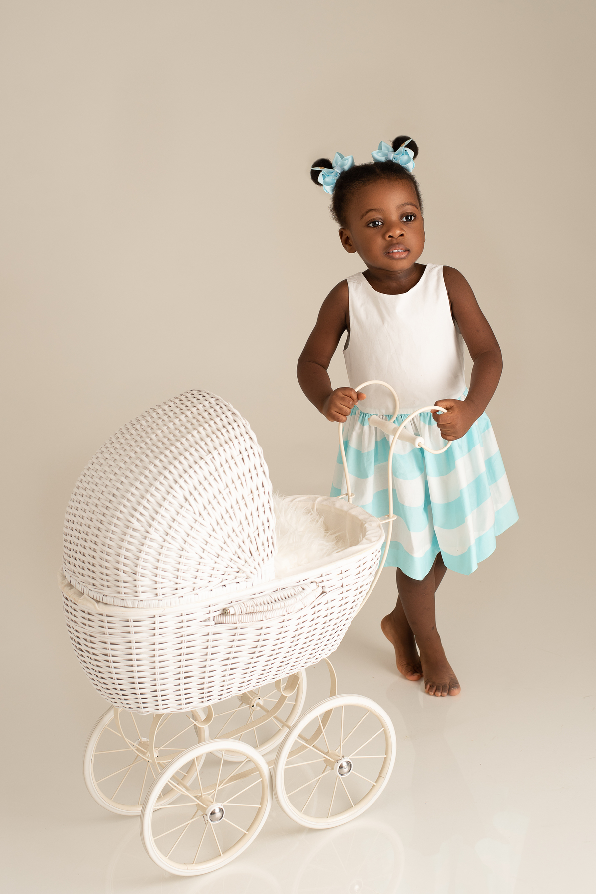 estúdio fotografico, newborn, lisboa, porto, fotografia de família, bebes, recém nascidos, andreia garcia, gravida, gestante, sessão de fotos, fotografo newborn, fotografo de grávidas, ensaio fotográfico de bebes, fotos de maternidade, Smash the cake,