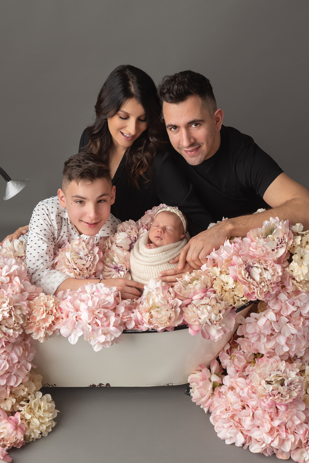 estúdio fotografico, newborn, lisboa, porto, fotografia de família, bebes, recém nascidos, andreia garcia, gravida, gestante, sessão de fotos, fotografo newborn, fotografo de grávidas, ensaio fotográfico de bebes, fotos de maternidade, Smash the cake,