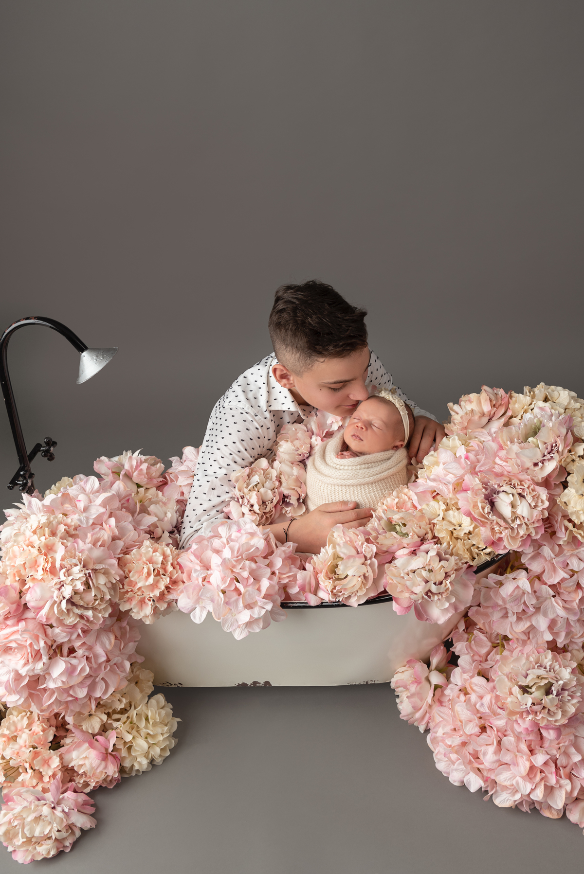 estúdio fotografico, newborn, lisboa, porto, fotografia de família, bebes, recém nascidos, andreia garcia, gravida, gestante, sessão de fotos, fotografo newborn, fotografo de grávidas, ensaio fotográfico de bebes, fotos de maternidade, Smash the cake,