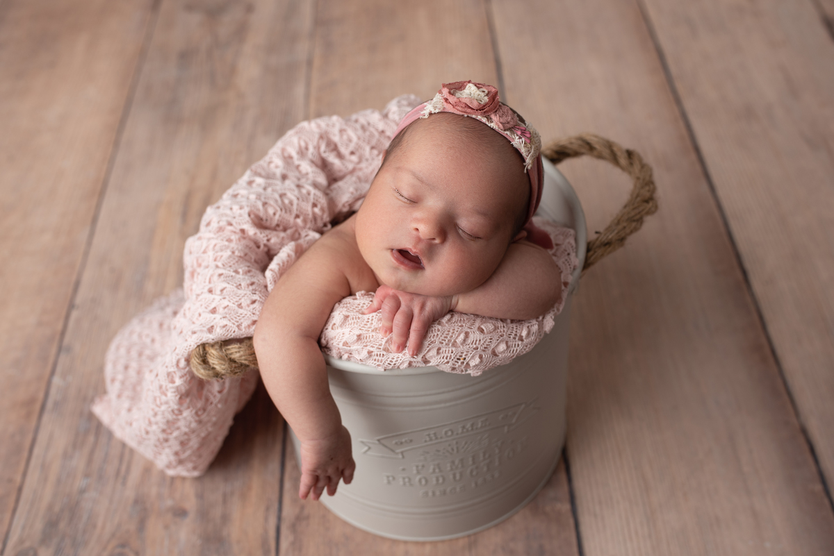 estúdio fotografico, newborn, lisboa, porto, fotografia de família, bebes, recém nascidos, andreia garcia, gravida, gestante, sessão de fotos, fotografo newborn, fotografo de grávidas, ensaio fotográfico de bebes, fotos de maternidade, Smash the cake,