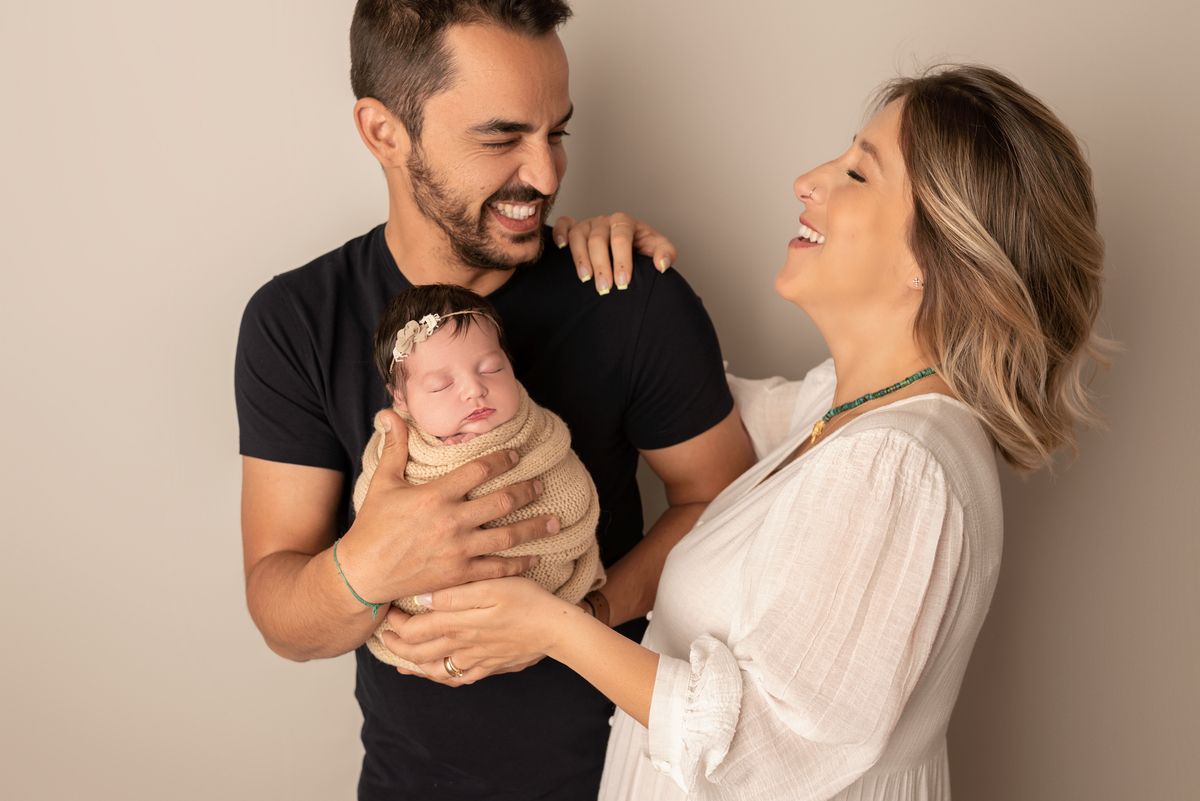 estúdio fotografico, newborn, lisboa, porto, fotografia de família, bebes, recém nascidos, andreia garcia, gravida, gestante, sessão de fotos, fotografo newborn, fotografo de grávidas, ensaio fotográfico de bebes, fotos de maternidade, Smash the cake,