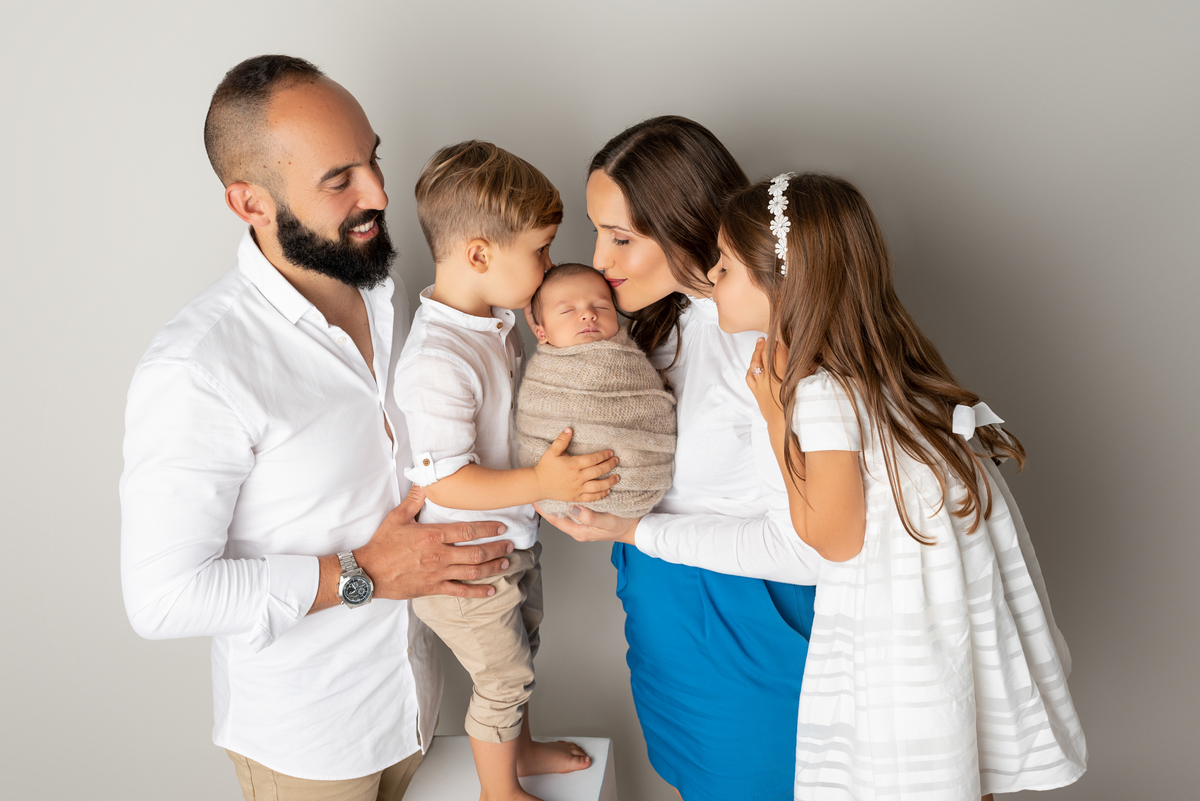 estúdio fotografico, newborn, lisboa, porto, fotografia de família, bebes, recém nascidos, andreia garcia, gravida, sessão de fotos, fotografo newborn, ensaio fotográfico de bebes, fotos de maternidade,