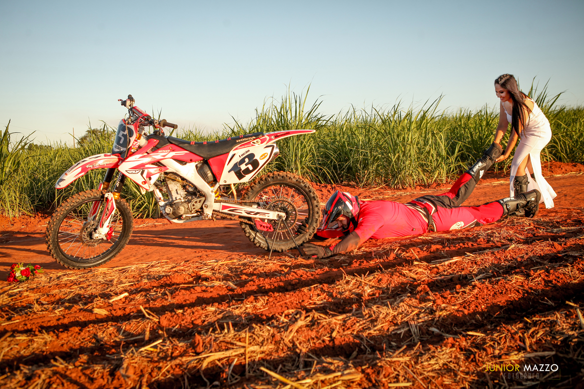 Pre-wedding moto-cross