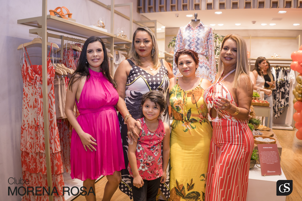 Dando as boas-vindas a uma nova estação, a Clube Morena Rosa BELEM PA BOULEVARD SHOPPING nova coleção,  vibre as cores que existem em você. Em um mix complementar de cores vibrantes e estampas exclusivas que trazem o frescor da temporada,