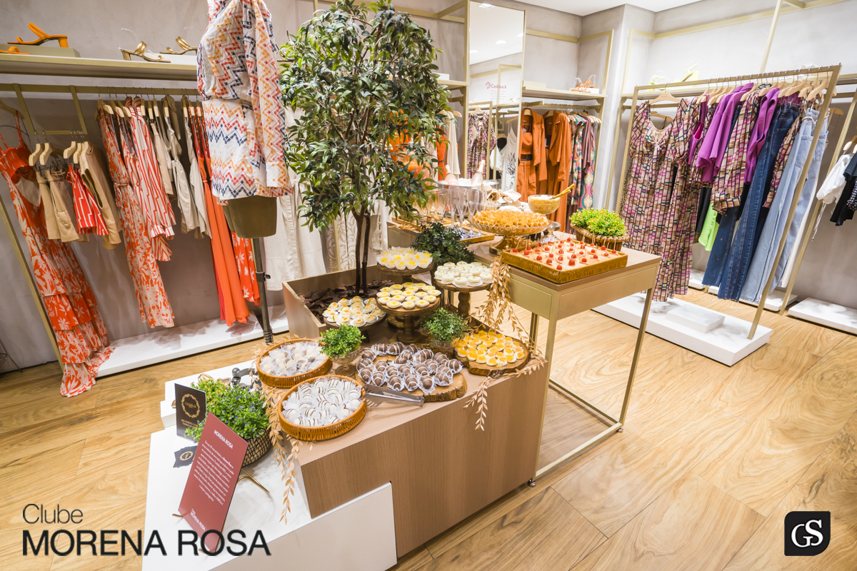 Dando as boas-vindas a uma nova estação, a Clube Morena Rosa BELEM PA BOULEVARD SHOPPING nova coleção,  vibre as cores que existem em você. Em um mix complementar de cores vibrantes e estampas exclusivas que trazem o frescor da temporada,