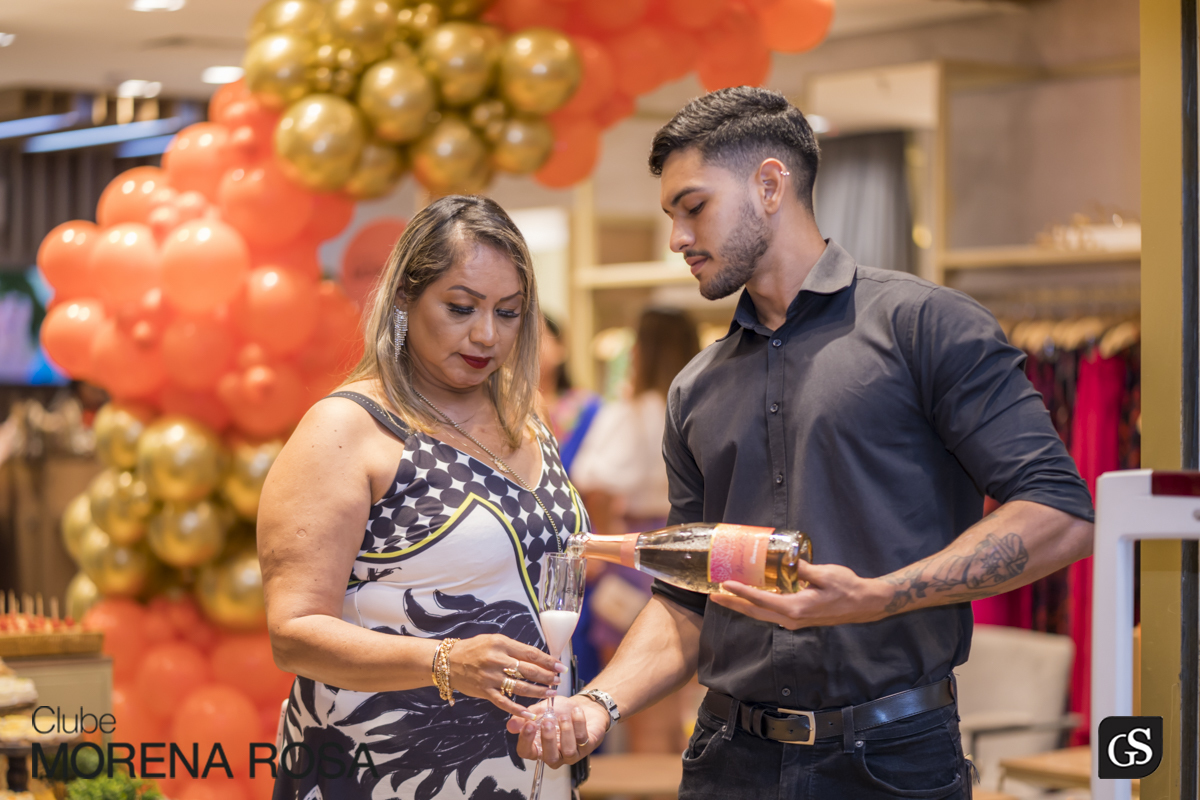 Dando as boas-vindas a uma nova estação, a Clube Morena Rosa BELEM PA BOULEVARD SHOPPING nova coleção,  vibre as cores que existem em você. Em um mix complementar de cores vibrantes e estampas exclusivas que trazem o frescor da temporada,