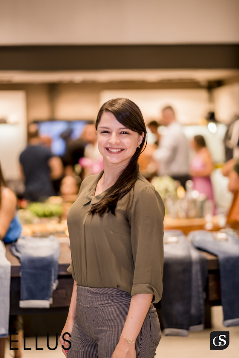 A Ellus foi criada em 1972 pelo empresário Nelson Alvarenga e hoje comercializa suas peças de estilo urbano e jovem em suas lojas espalhadas por todo o Brasil,BOULEVARD SHOPPING BELEM PA