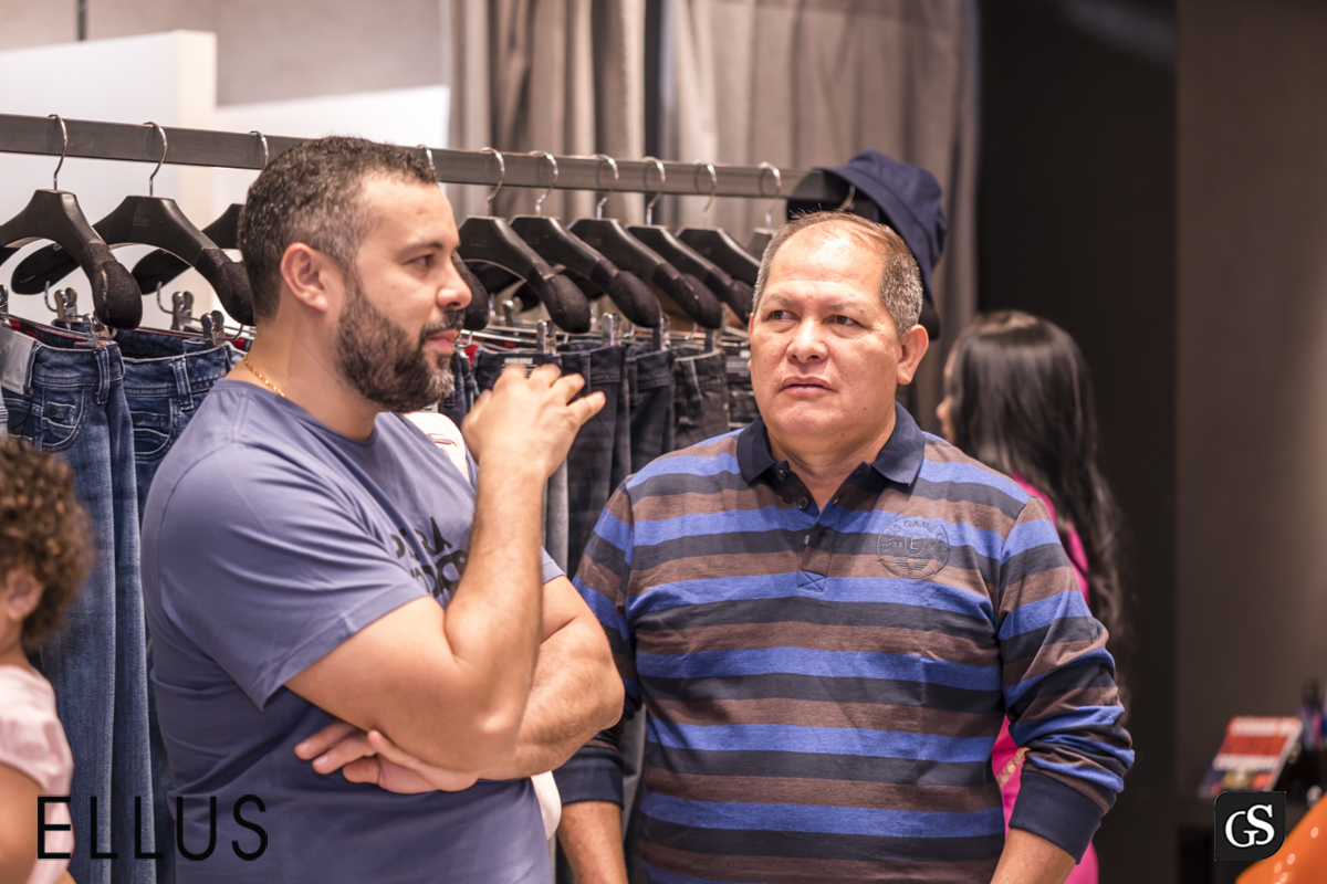 A Ellus foi criada em 1972 pelo empresário Nelson Alvarenga e hoje comercializa suas peças de estilo urbano e jovem em suas lojas espalhadas por todo o Brasil,BOULEVARD SHOPPING BELEM PA