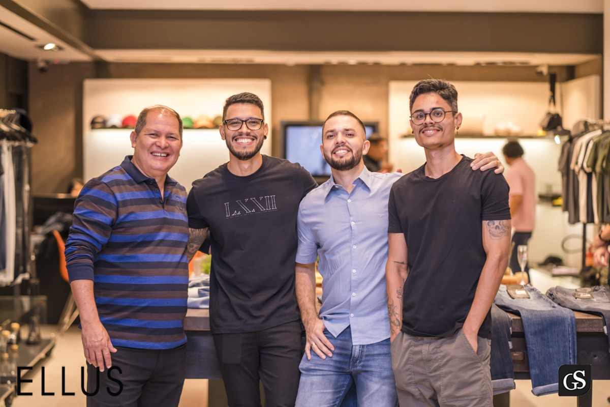 A Ellus foi criada em 1972 pelo empresário Nelson Alvarenga e hoje comercializa suas peças de estilo urbano e jovem em suas lojas espalhadas por todo o Brasil,BOULEVARD SHOPPING BELEM PA