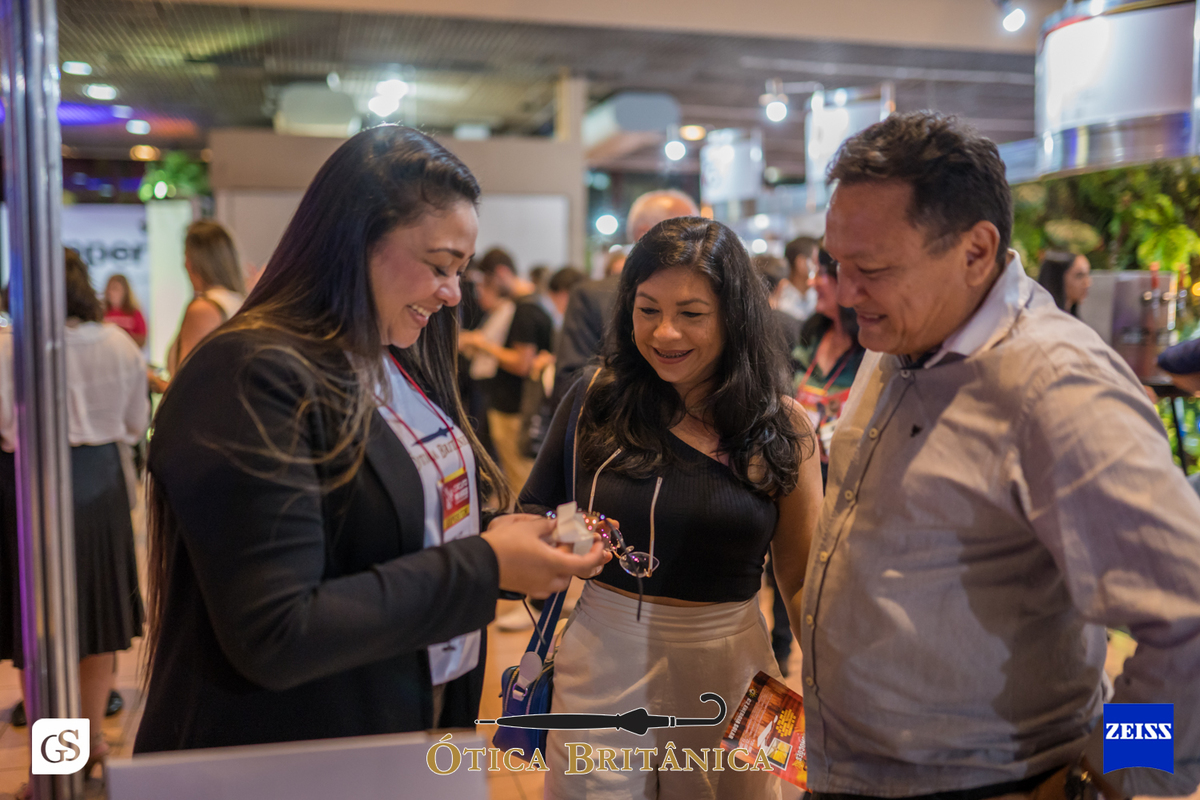 FEIRA DE NEGÓCIOS COM OTICA ZEISS E OTICA BRITÂNICA NA ESTAÇÃO DAS DOCAS , OCULOS LINDOS EM BELEM COM FOTOGRAFO GUI SAMPAIO